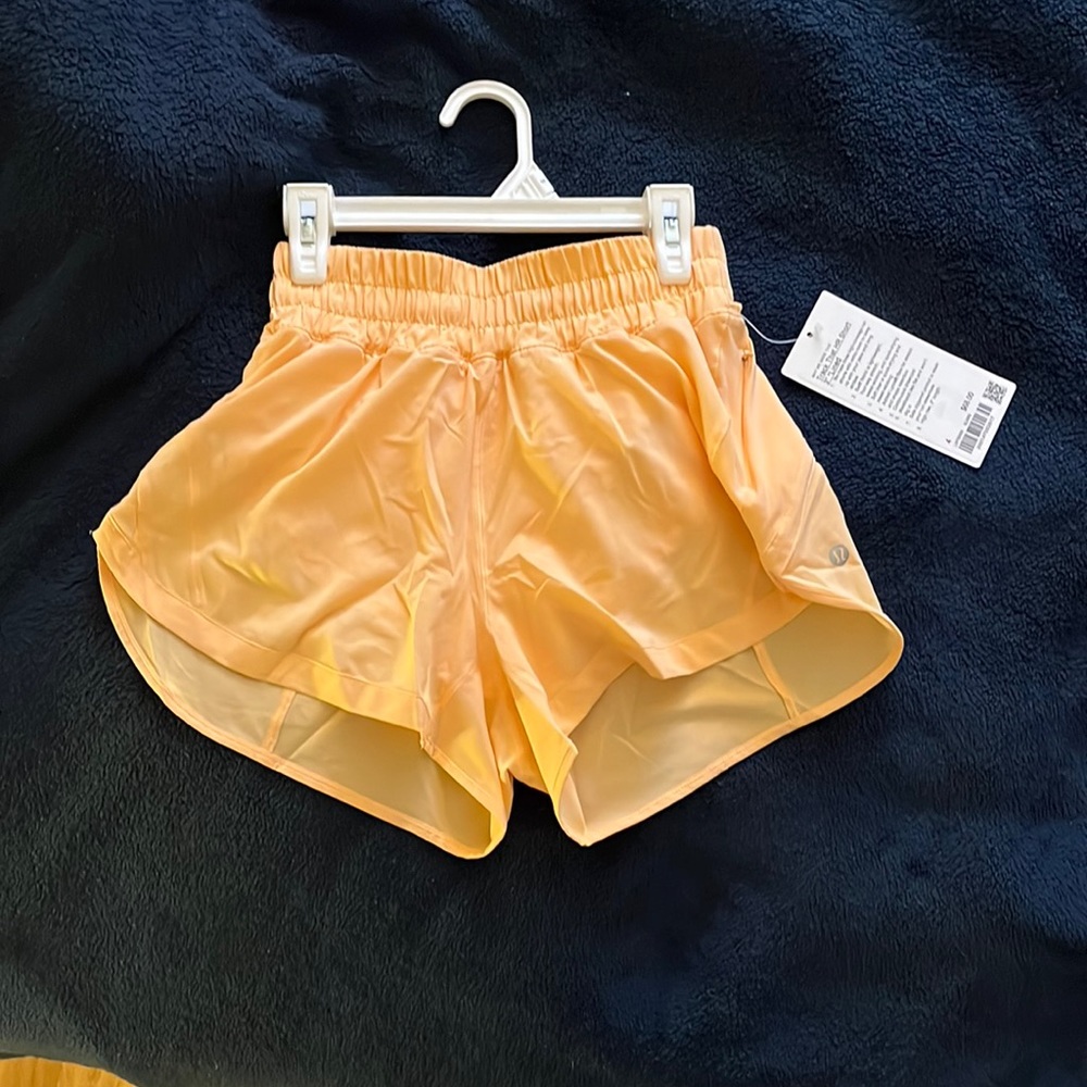Lululemon Track That HR short 3” *Lined